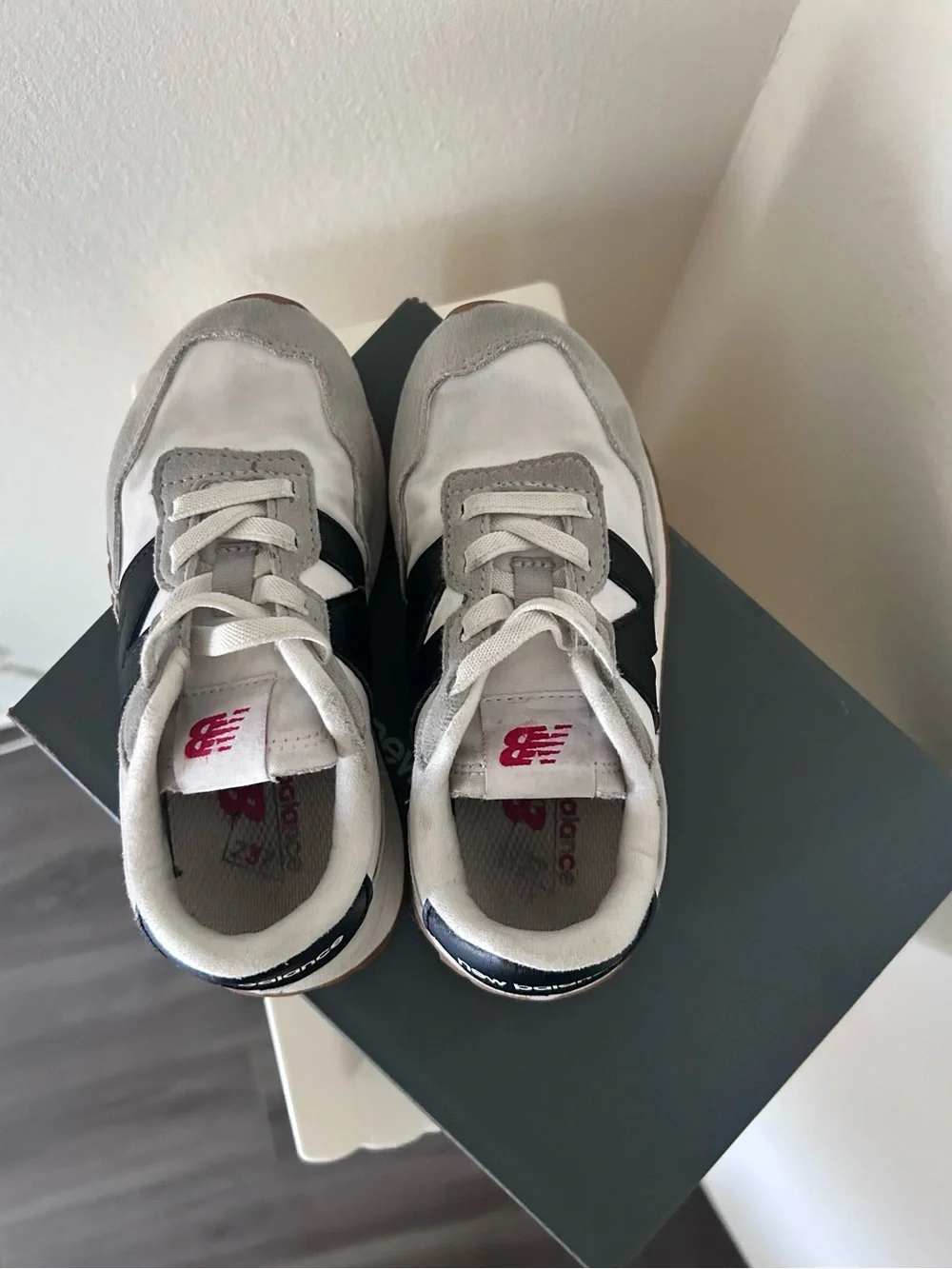 New Balance Kids 237 Sneakers - White & Black
